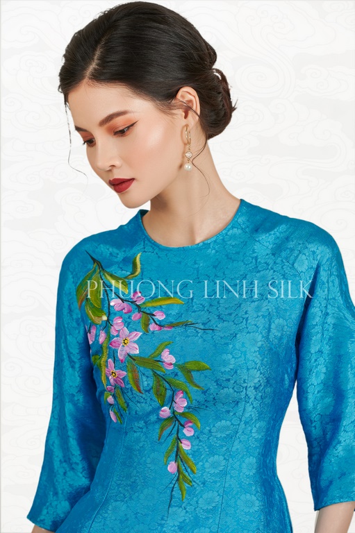 ÁO DÀI TRUYỀN THỐNG VẼ MÀU SƠN MÀI MÀU XANH BIỂN