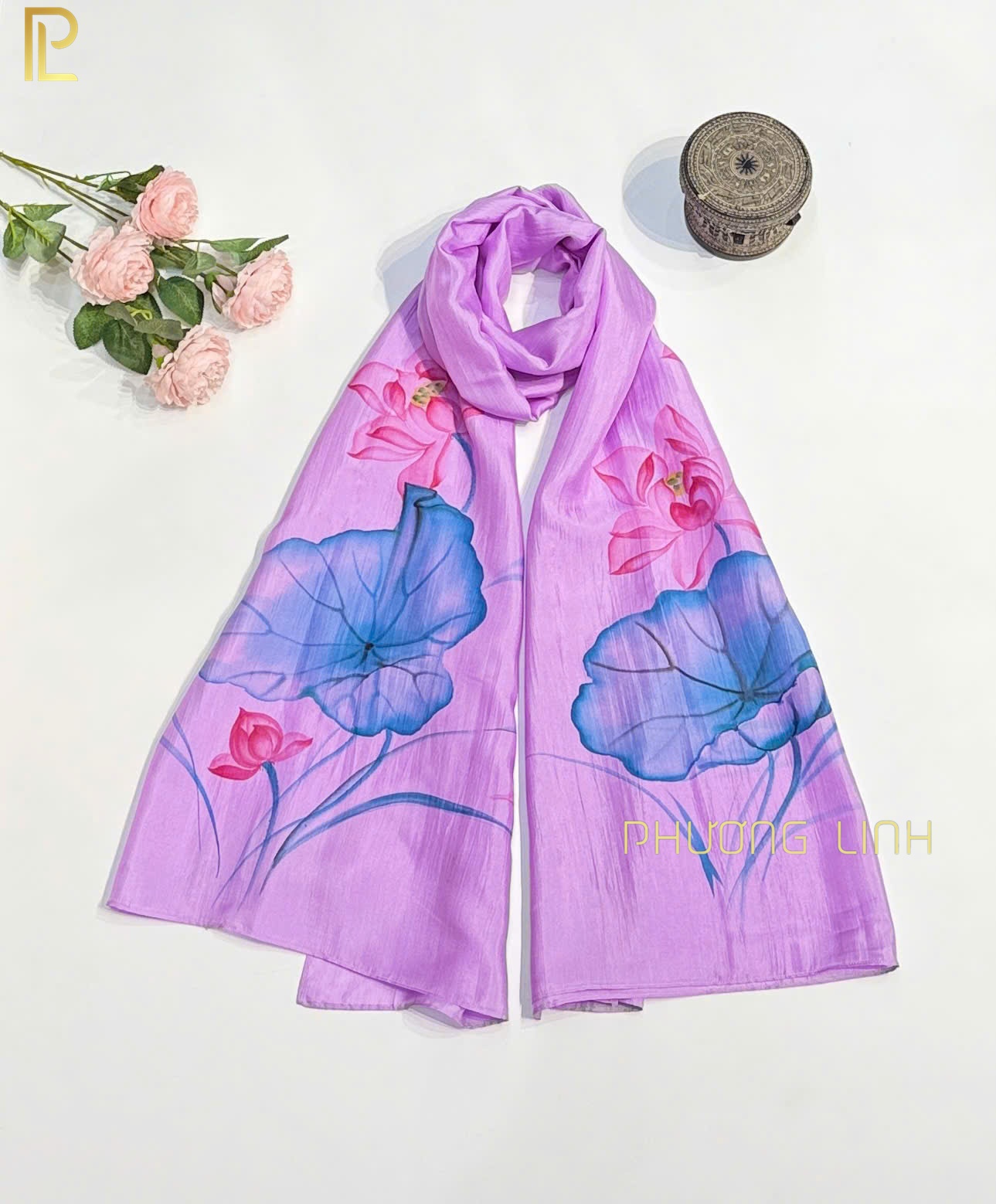 KHĂN LỤA HÀ ĐÔNG VẼ TAY THỦ CÔNG HOA SEN