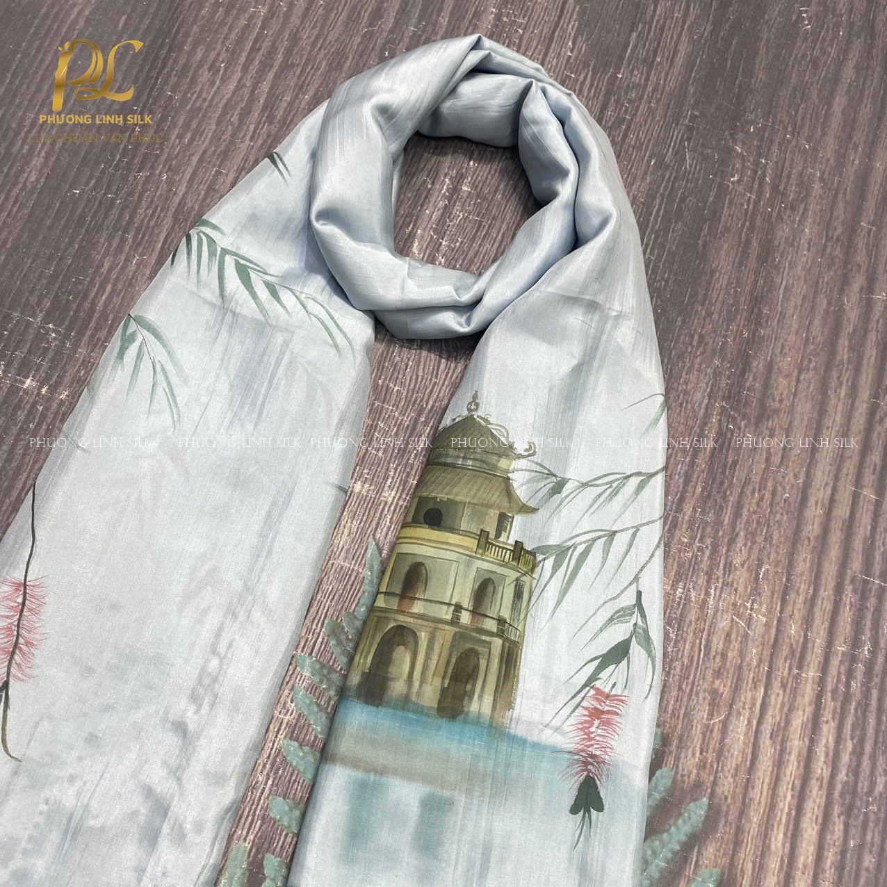 KHĂN LỤA VẼ MÀU NƯỚC NGHỆ THUẬT ĐỘC BẢN 100% TƠ TẰM HỒ GƯƠM