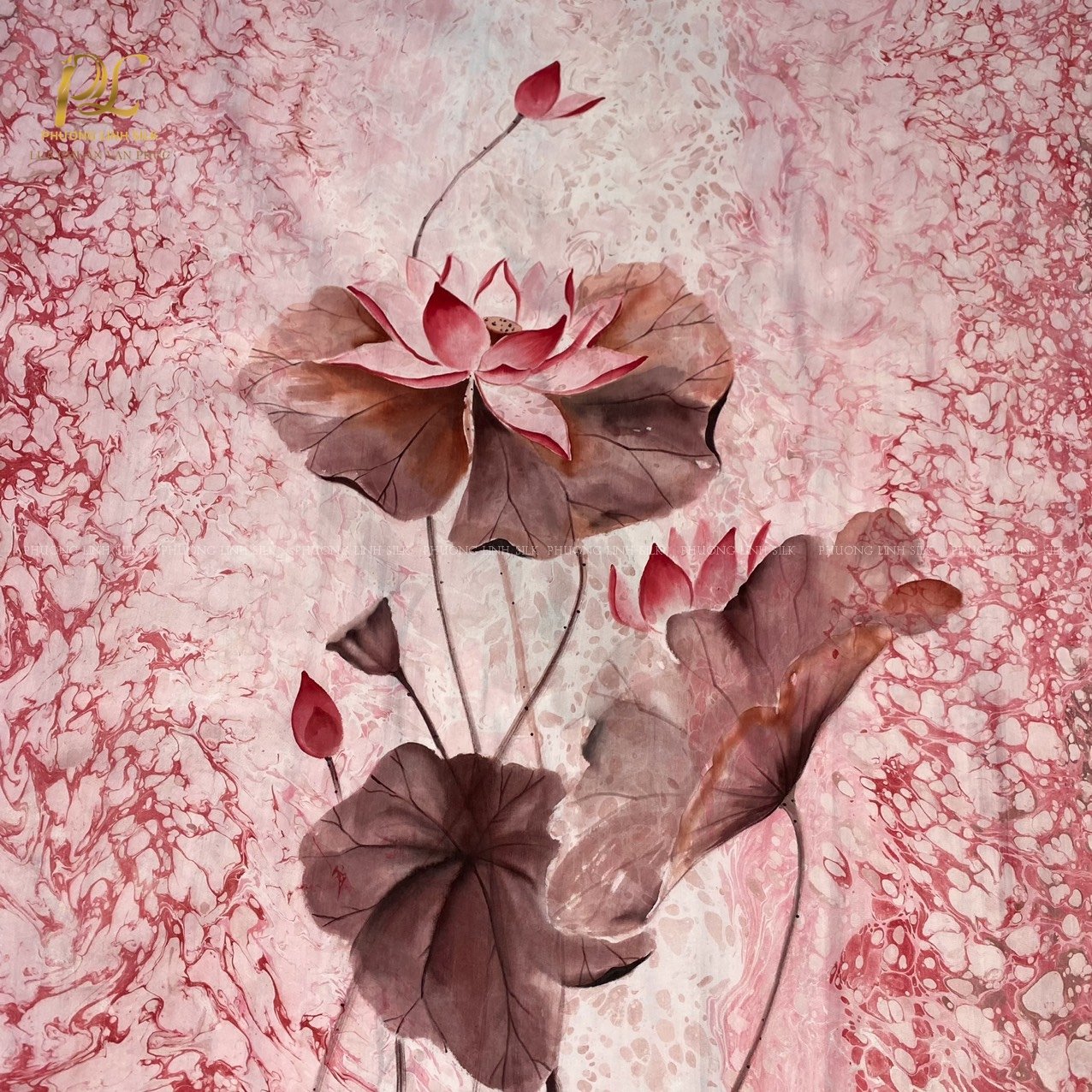 KHĂN LỤA VẼ TAY THỦY ẤN ĐỘC VẼ HOA SEN