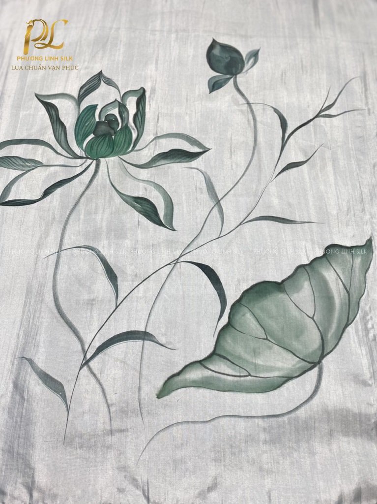 KHĂN LỤA VẼ MÀU NƯỚC NGHỆ THUẬT 100% TƠ TẰM HOA SEN QUỐC