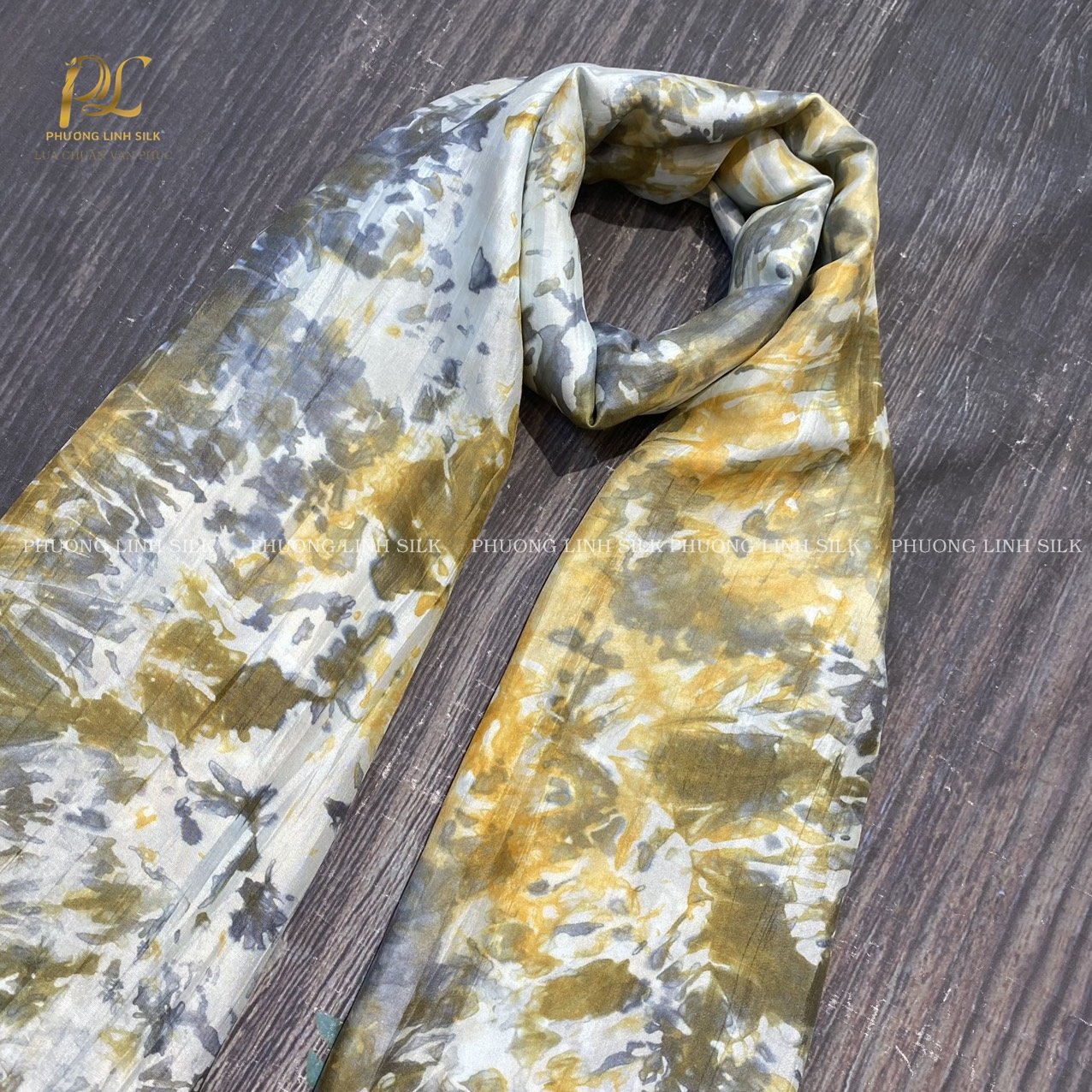 KHĂN LỤA LOANG THỦY ẤN