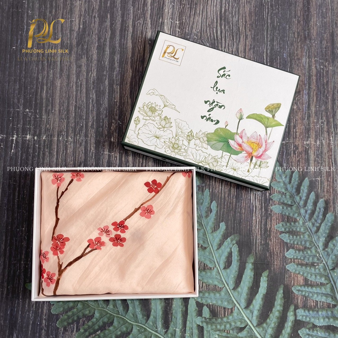 KHĂN LỤA VẼ MÀU NƯỚC 100% TƠ TẰM HOA ĐÀO