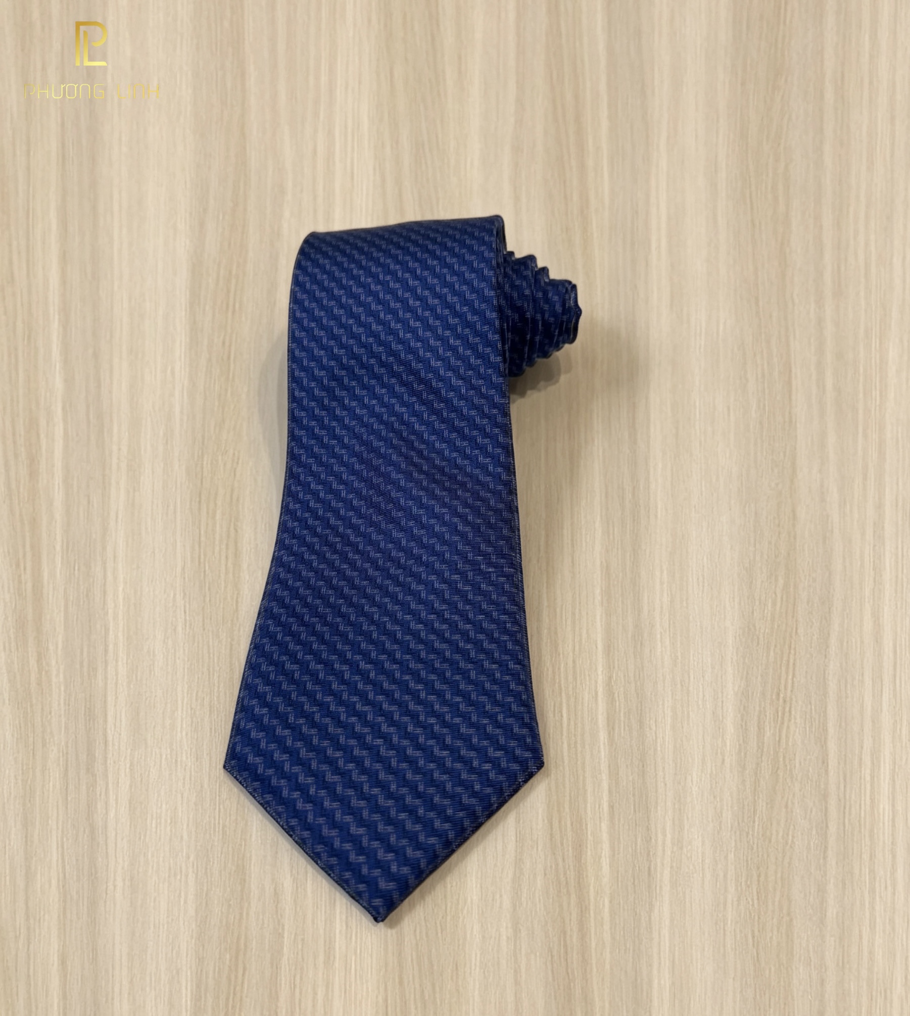 CÀ VẠT LỤA MỀM DỆT 100% TỪ SỢI TƠ TẰM CAO CẤP