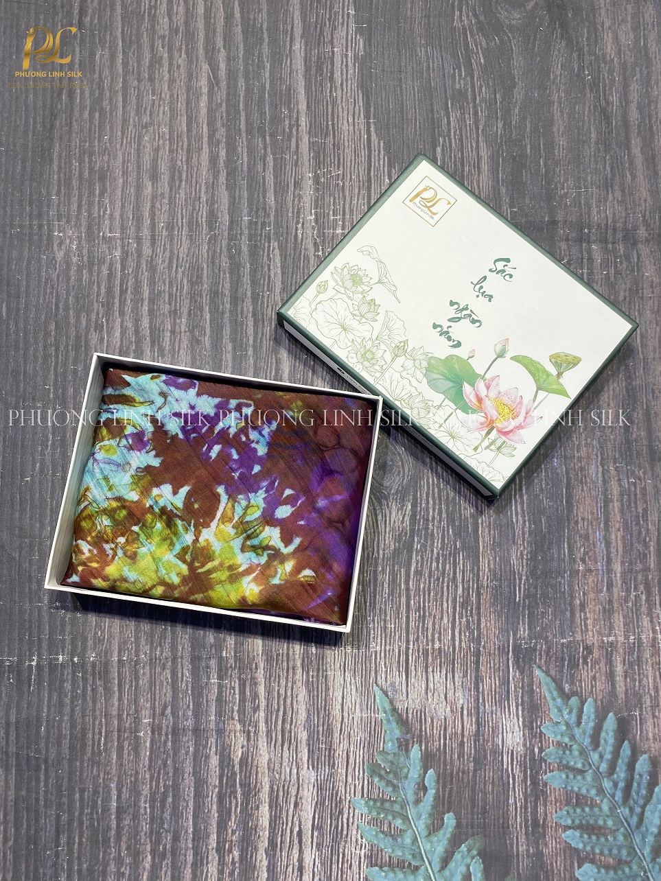 KHĂN LỤA LOANG THỦY ẤN