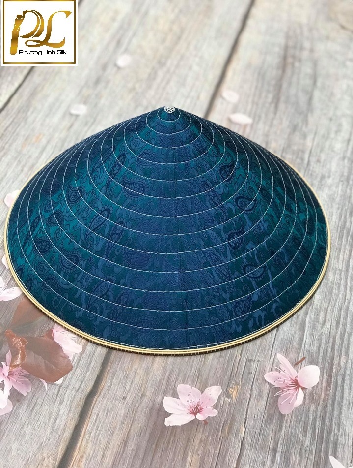 NÓN LÀNG CHUÔNG BỌC LỤA TƠ TẰM KỸ THUẬT VẠN PHÚC FORM NHỎ