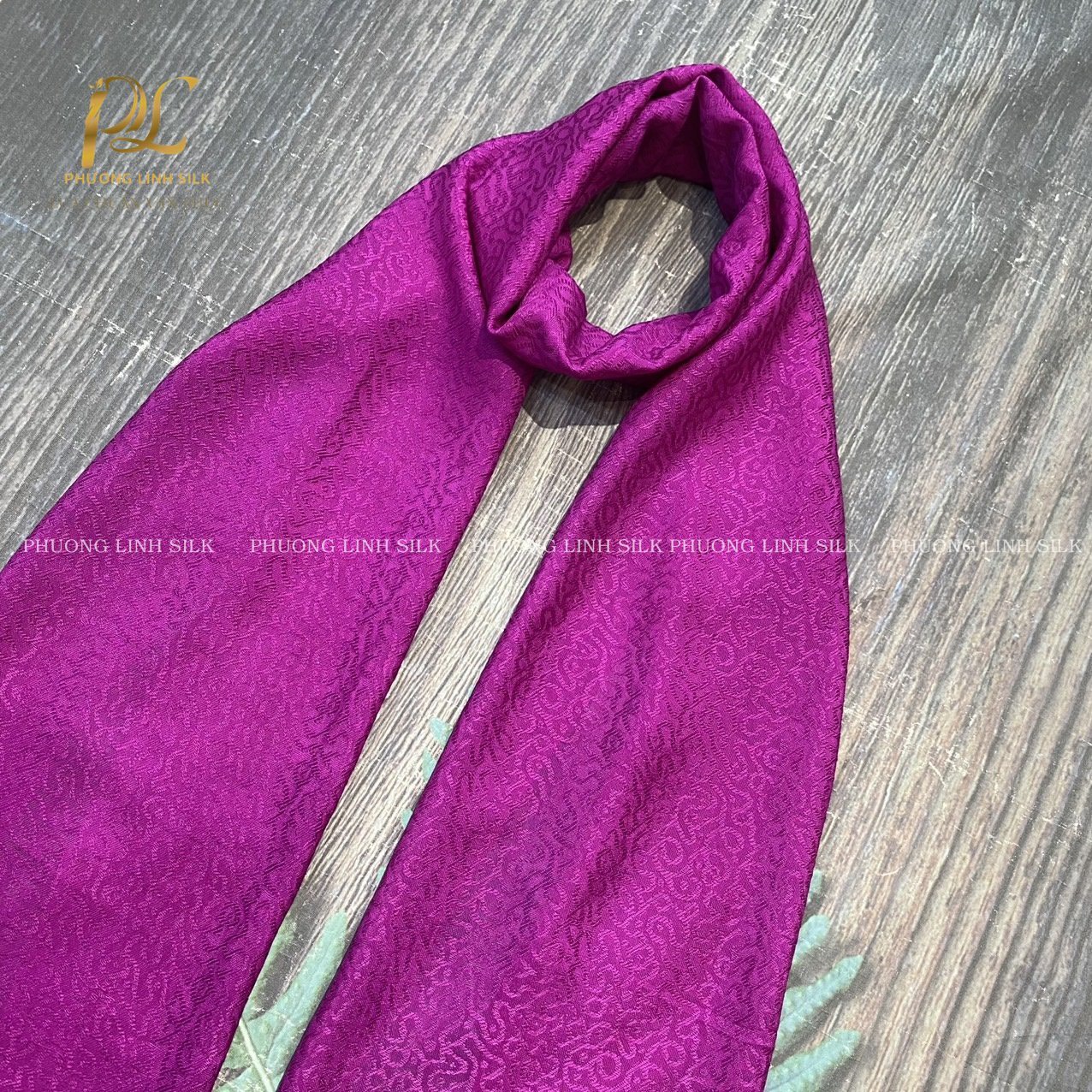 KHĂN LỤA VÂN CỔ TRUYỀN 100% TƠ TẰM 18