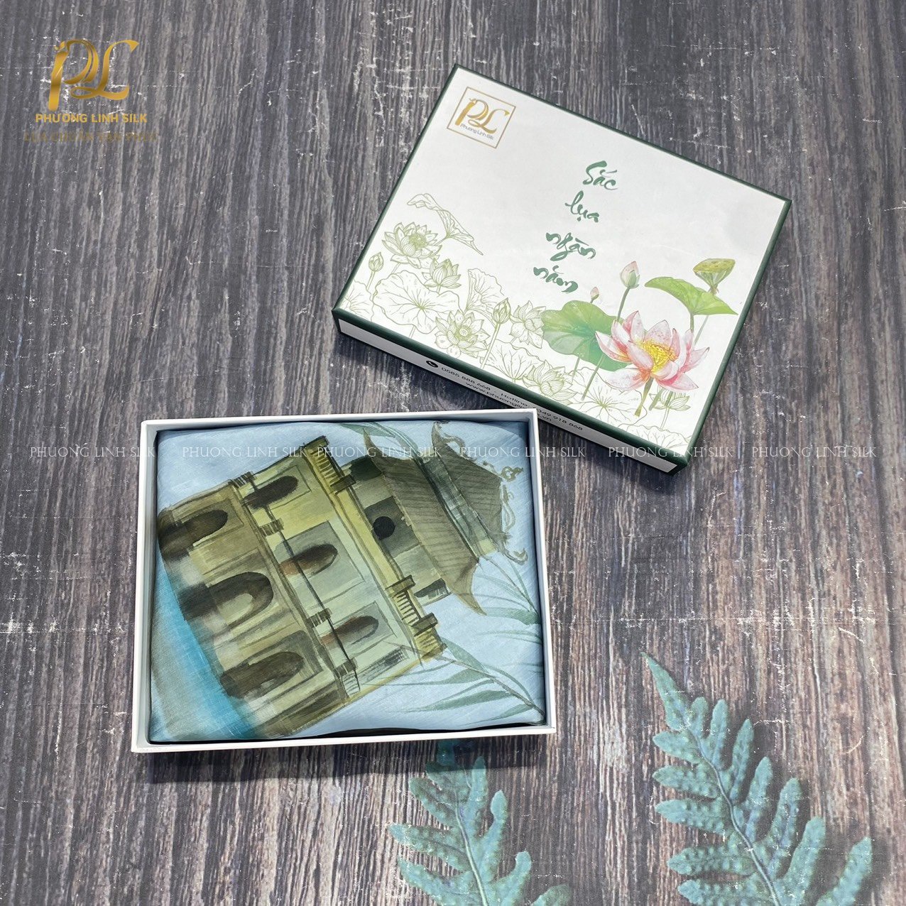 KHĂN LỤA VẼ MÀU NƯỚC NGHỆ THUẬT ĐỘC BẢN 100% TƠ TẰM HỒ GƯƠM