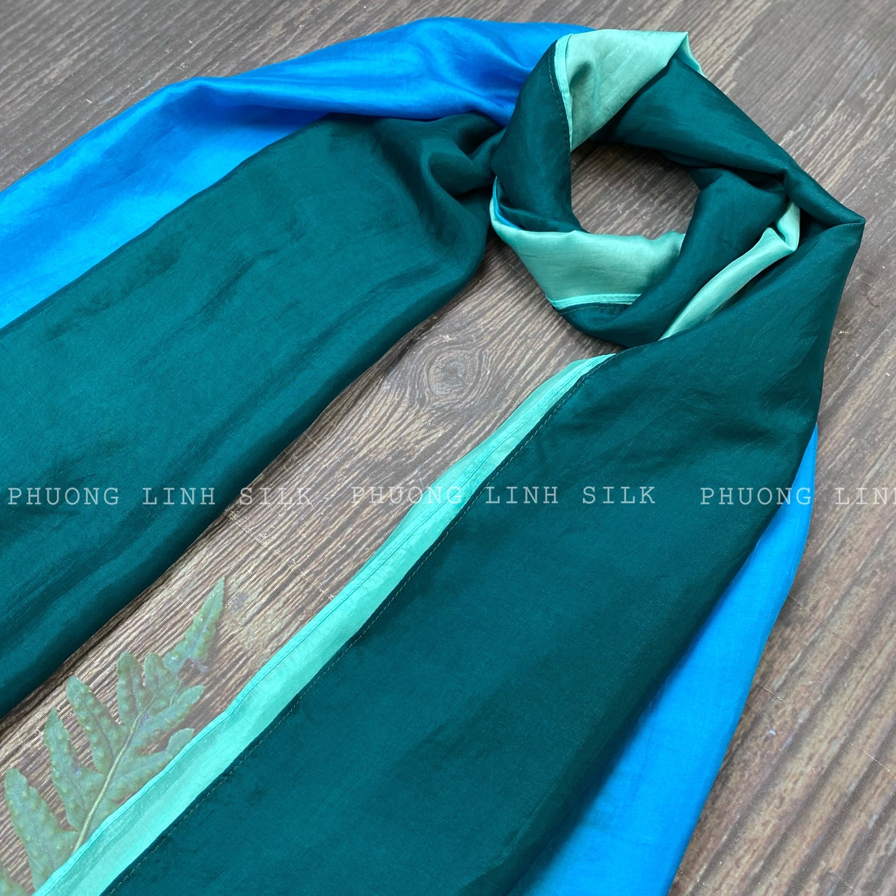 KHĂN LOANG BA MÀU NGHỆ THUẬT 08