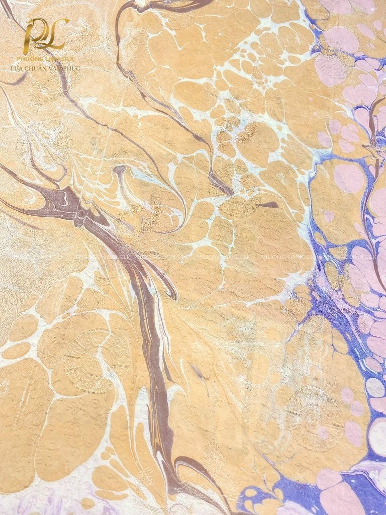 KHĂN LỤA VẼ TAY CAO CẤP VÂN CỔ THỦY ẤN 100% TƠ TẰM ĐỘC BẢN VẼ CÔ GÁI KHUÊ VĂN CÁC