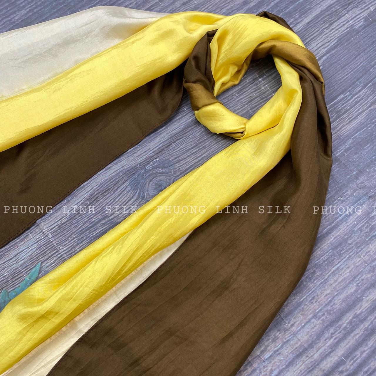 KHĂN LOANG BA MÀU NGHỆ THUẬT 06