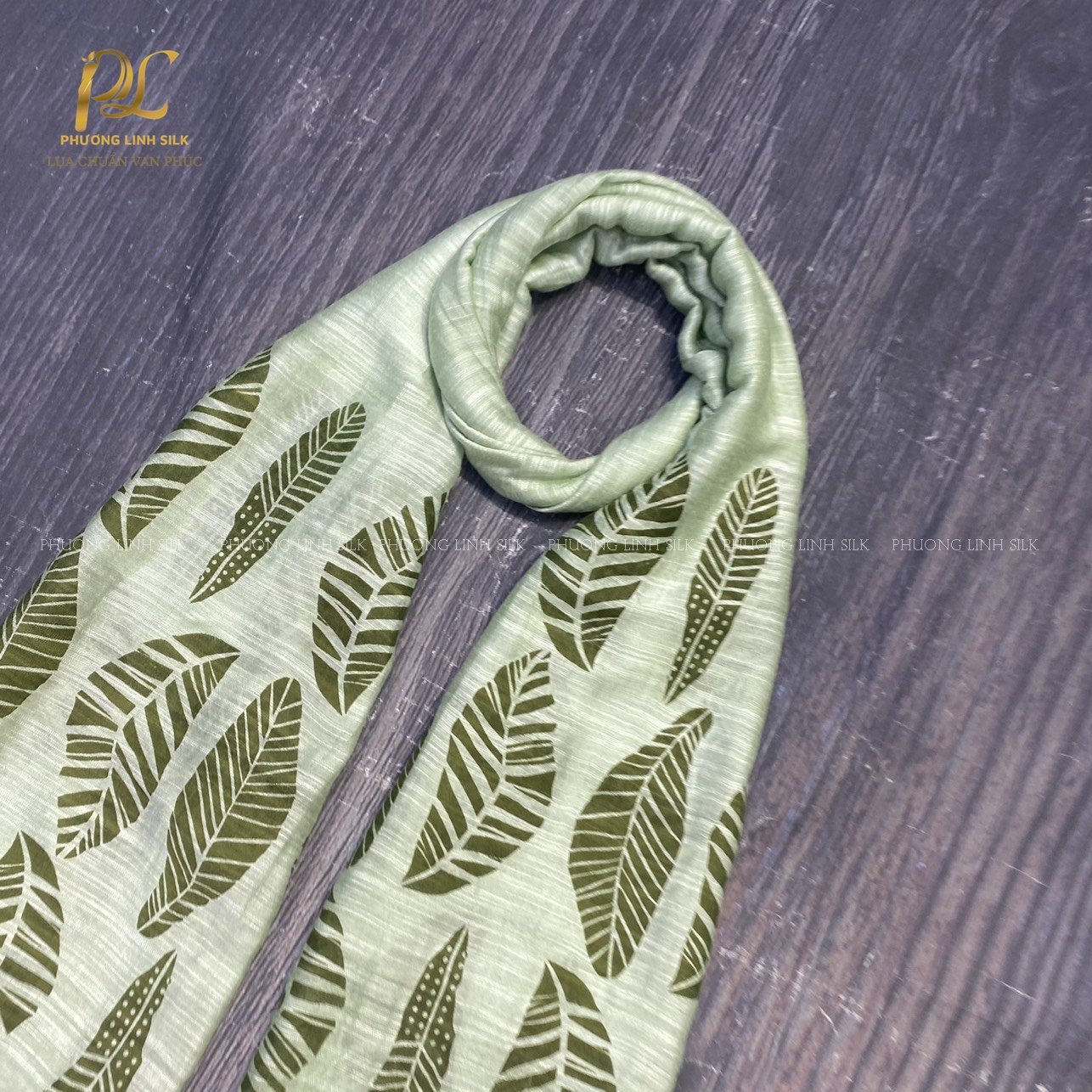 KHĂN TƠ THỦ CÔNG LANH IN NGHỆ THUẬT