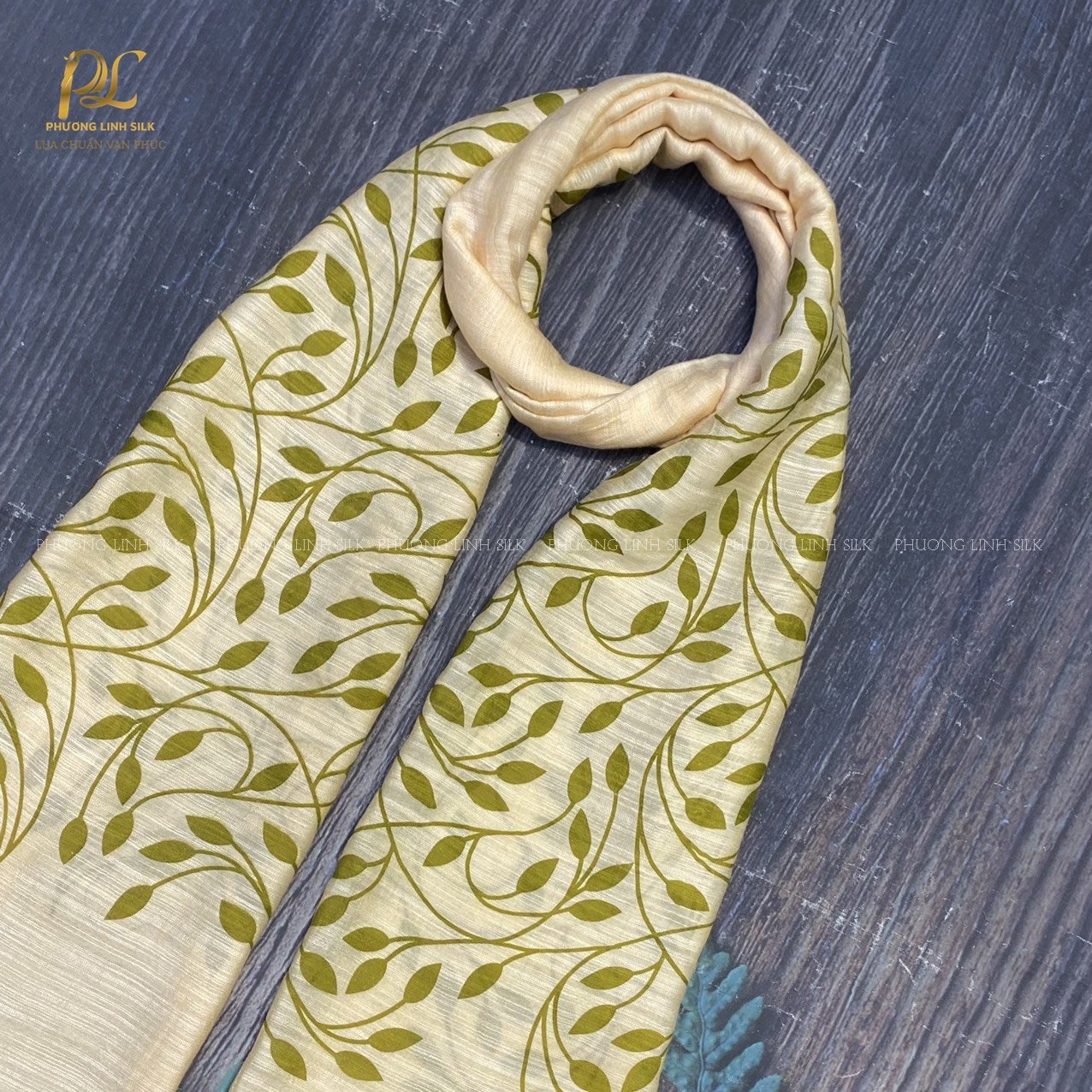 KHĂN TƠ THỦ CÔNG LANH IN NGHỆ THUẬT