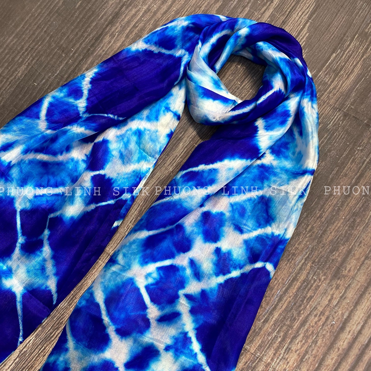 KHĂN LỤA NHẸ 100% TƠ TẰM LOANG KHỐI