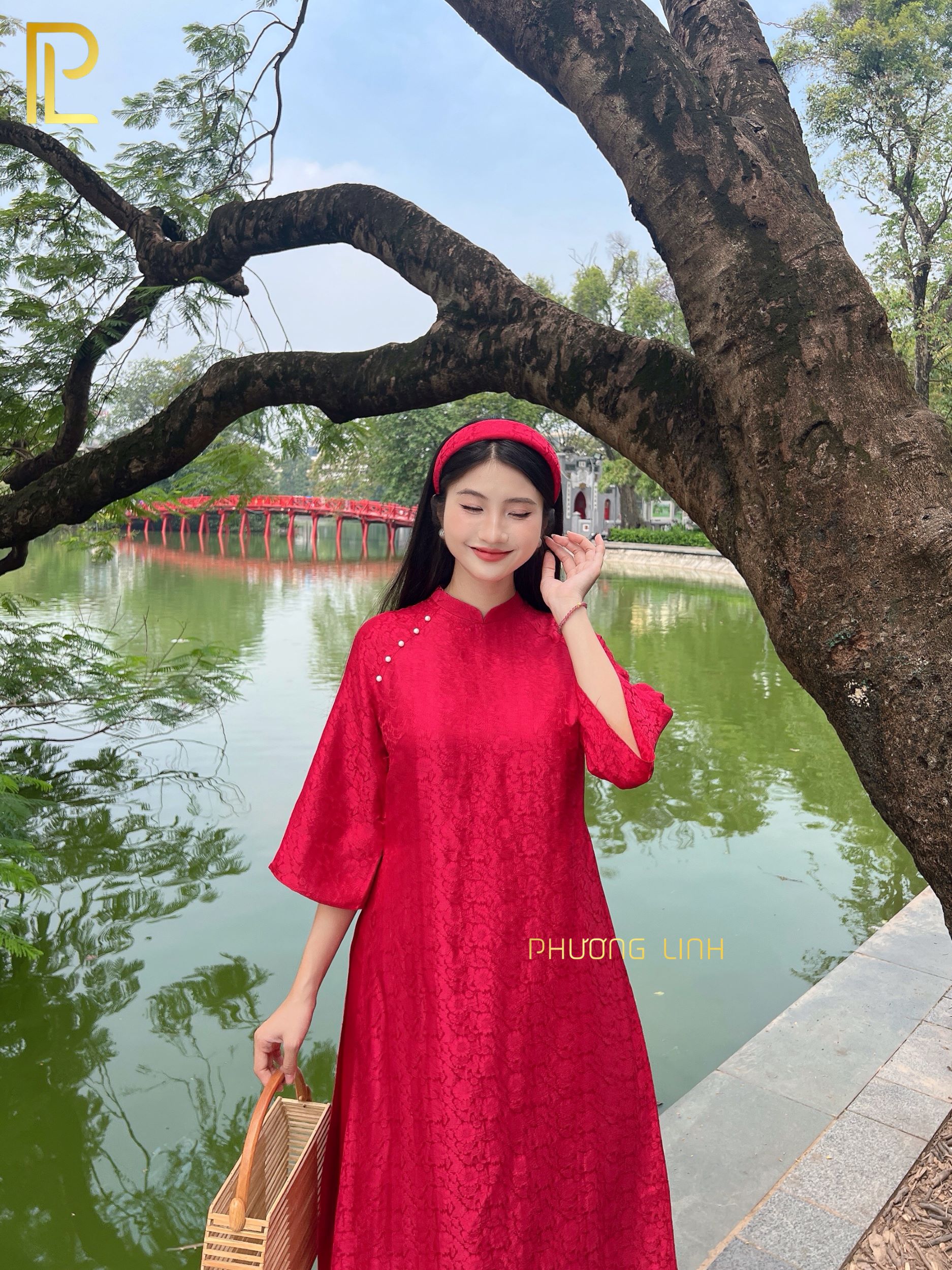 ÁO DÀI SUÔNG XƯA LỤA TƠ TẰM XÍCH NHAN