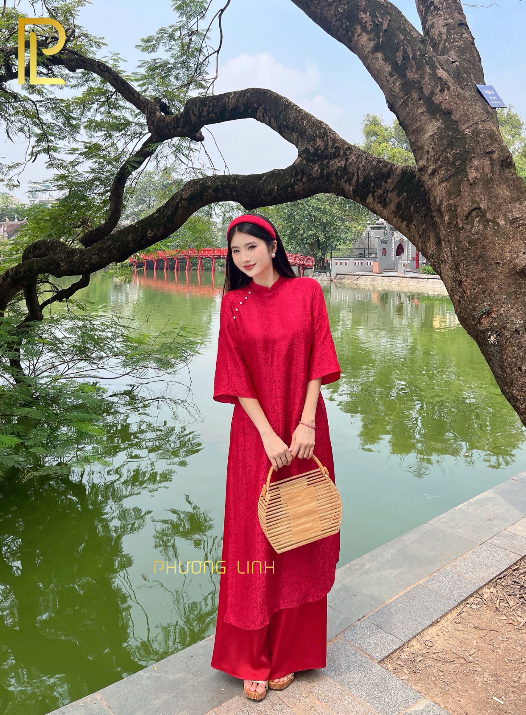 ÁO DÀI SUÔNG XƯA LỤA TƠ TẰM XÍCH NHAN