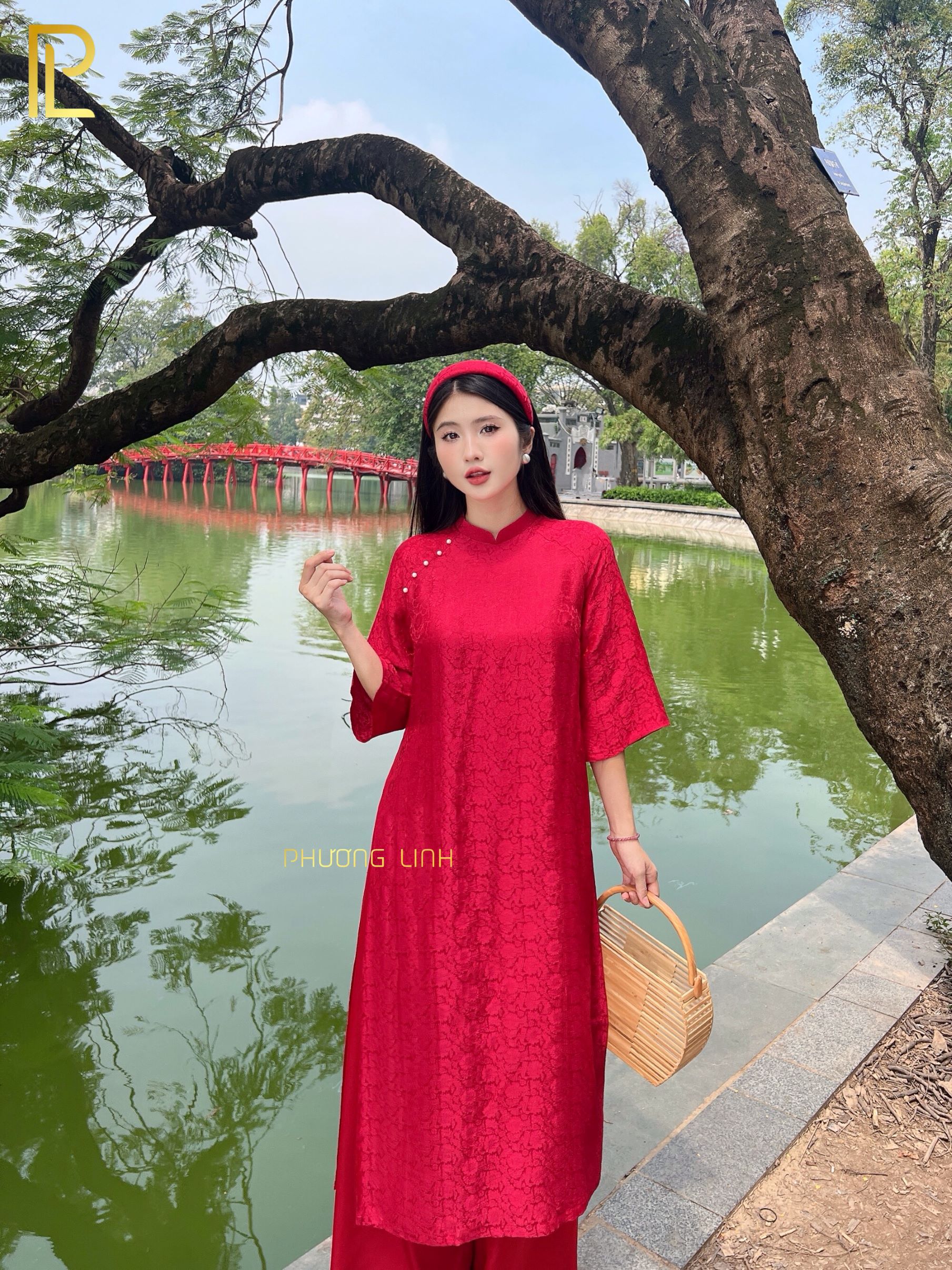 ÁO DÀI SUÔNG XƯA LỤA TƠ TẰM XÍCH NHAN