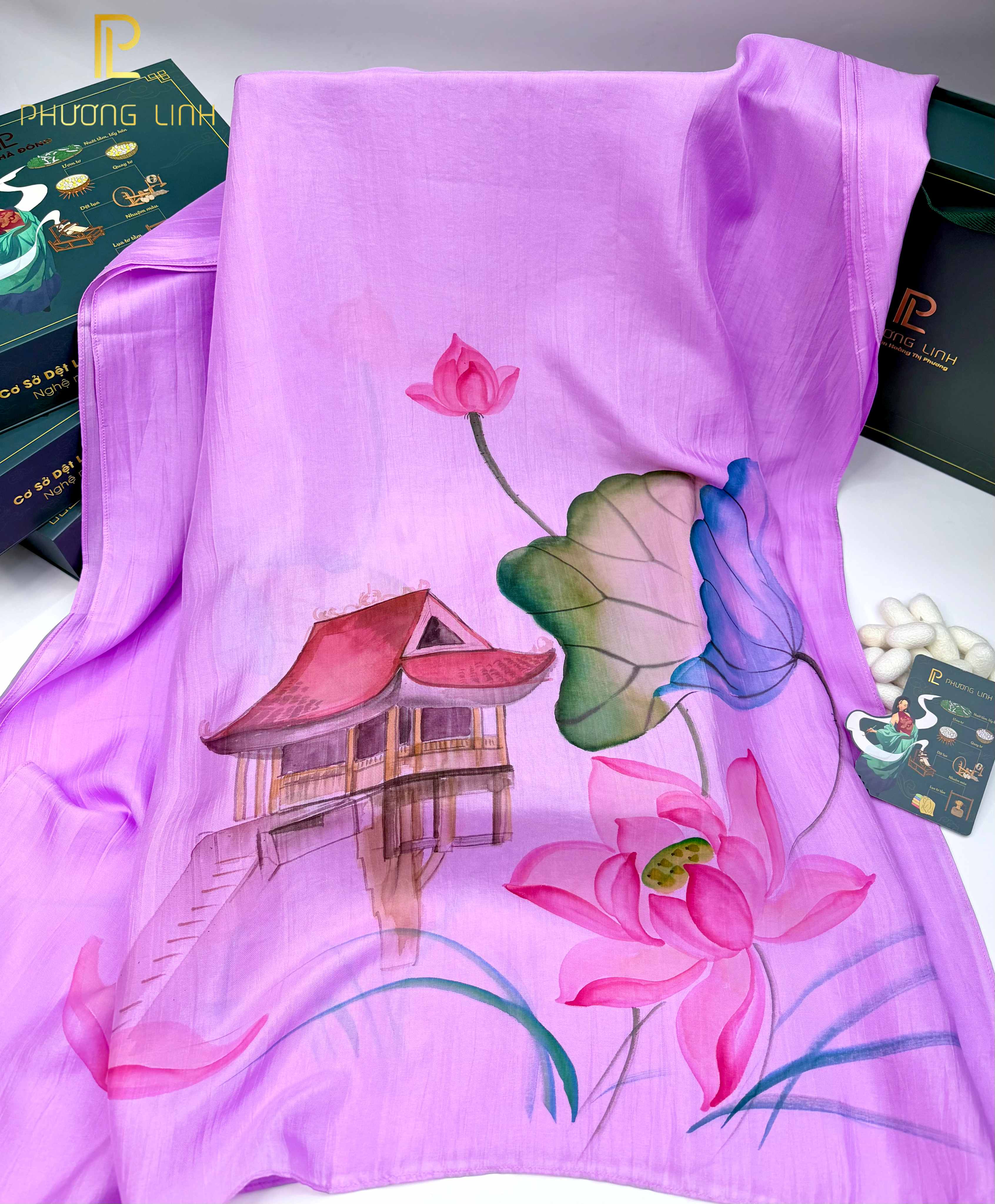 KHĂN LỤA HÀ ĐÔNG VẼ TAY NGHỆ THUẬT PHỐ CỔ CAO CẤP