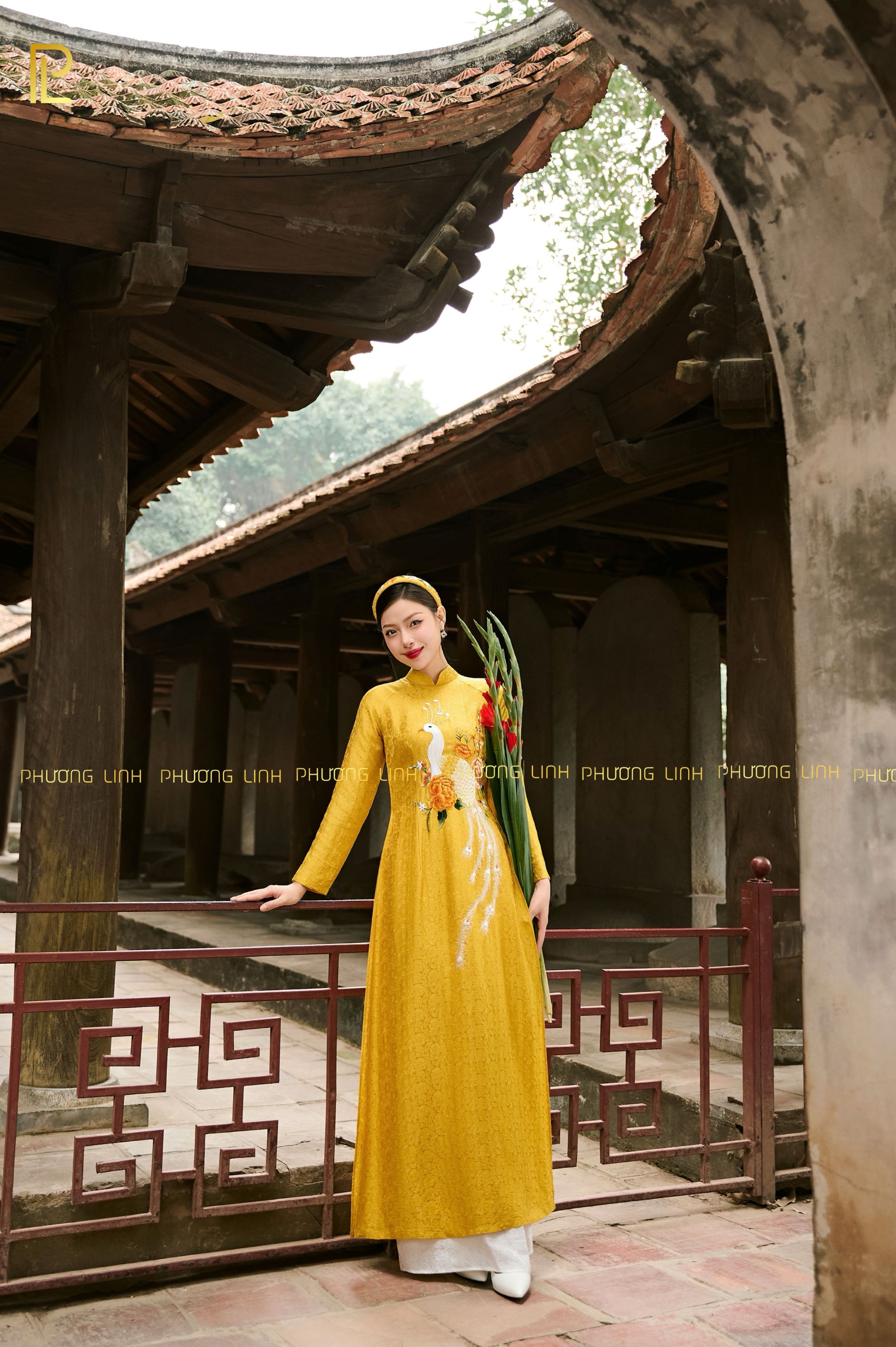 QUẦN LỤA TƠ TẰM HOA CÚC - TRẮNG