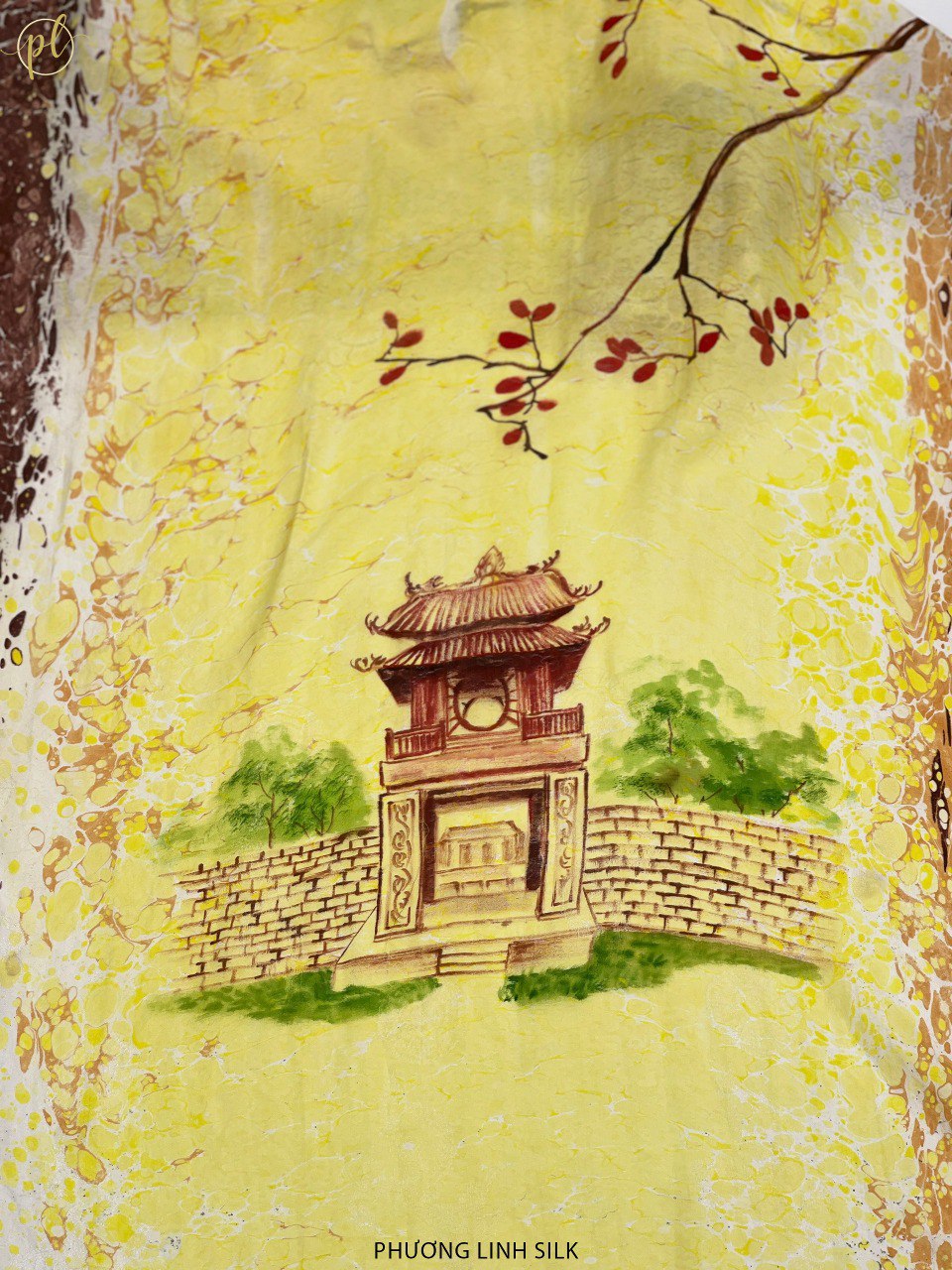 KHĂN LỤA VẼ TAY CAO CẤP VÂN CỔ THỦY ẤN 100% TƠ TẰM ĐỘC BẢN VẼ VĂN MIẾU QUỐC TỬ GIÁM & THIẾU NỮ ÁO DÀI