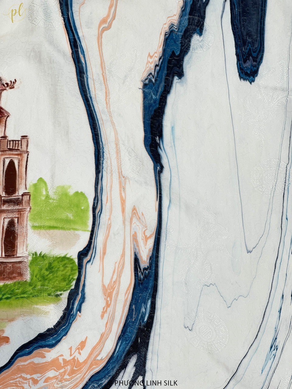 KHĂN LỤA VẼ TAY CAO CẤP VÂN CỔ THỦY ẤN 100% TƠ TẰM ĐỘC BẢN VẼ HỒ GƯƠM & HOA SEN