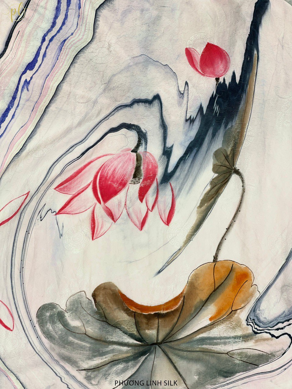 KHĂN LỤA VẼ TAY CAO CẤP VÂN CỔ THỦY ẤN 100% TƠ TẰM ĐỘC BẢN VẼ HOA SEN QUỐC