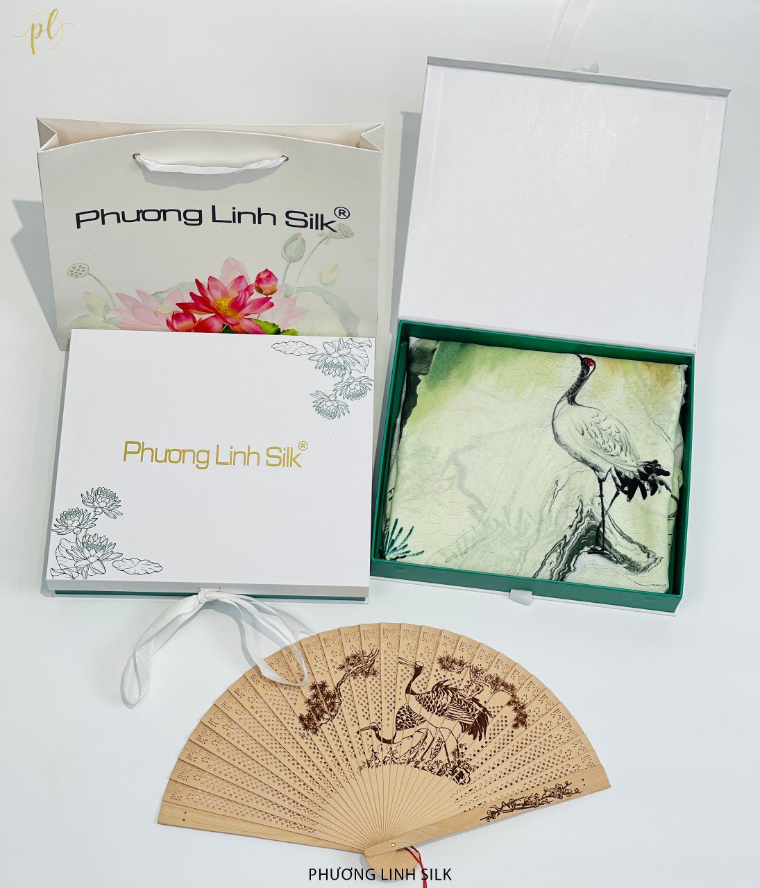 KHĂN LỤA VẼ TAY CAO CẤP VÂN CỔ THỦY ẤN 100% TƠ TẰM ĐỘC BẢN VẼ HẠC TIÊN