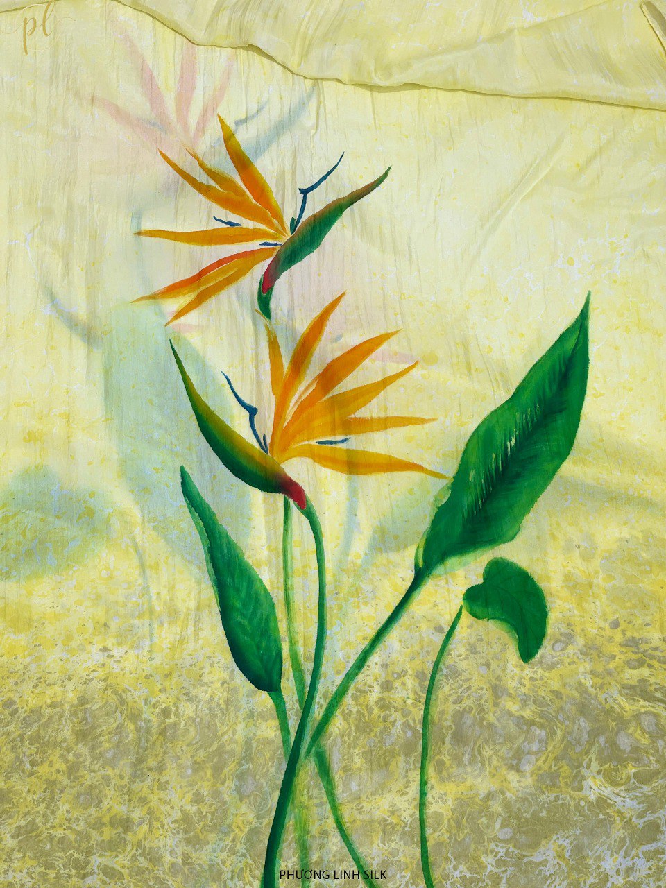 KHĂN LỤA TƠ TẰM VẼ TAY THỦY ẤN ĐỘC BẢN HOA THIÊN ĐIỂU