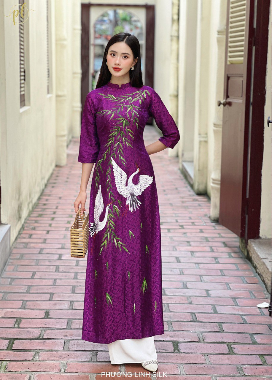 ÁO DÀI LỤA TRUYỀN THỐNG CẨM Y