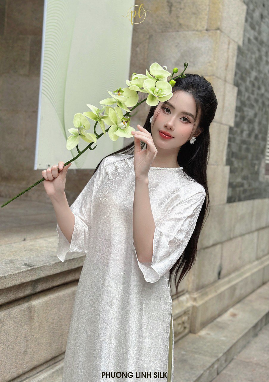 ÁO DÀI LỤA TƠ TẰM BẠCH DƯƠNG