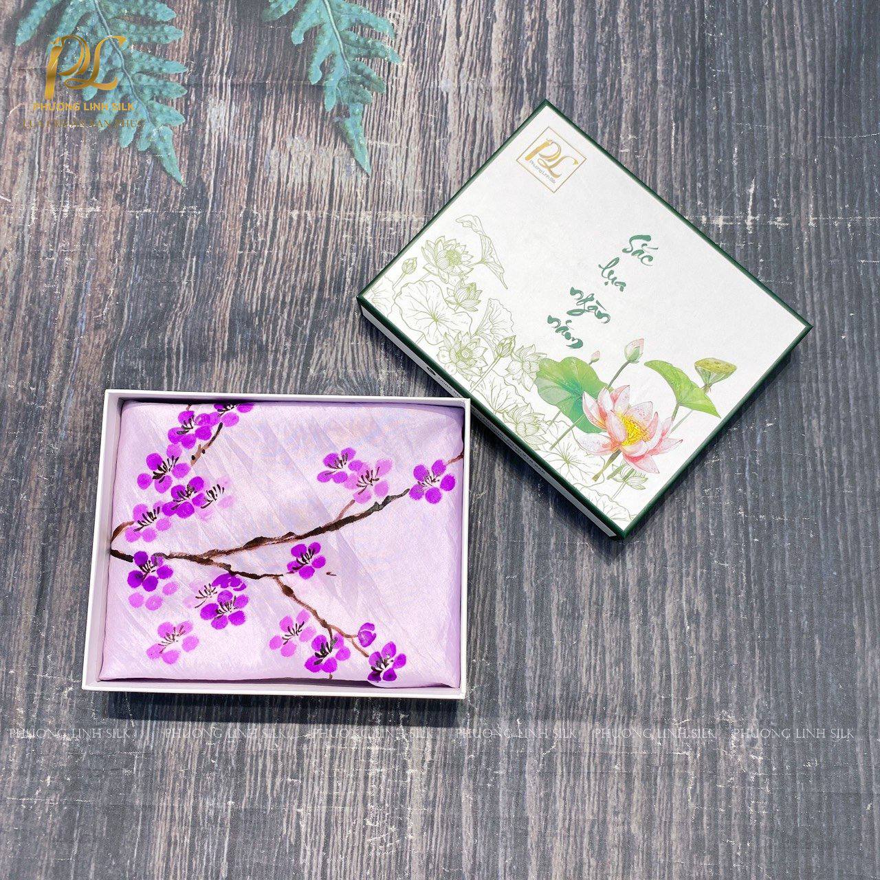 KHĂN LỤA VẼ MÀU NƯỚC NGHỆ THUẬT 100% TƠ TẰM HOA ĐÀO