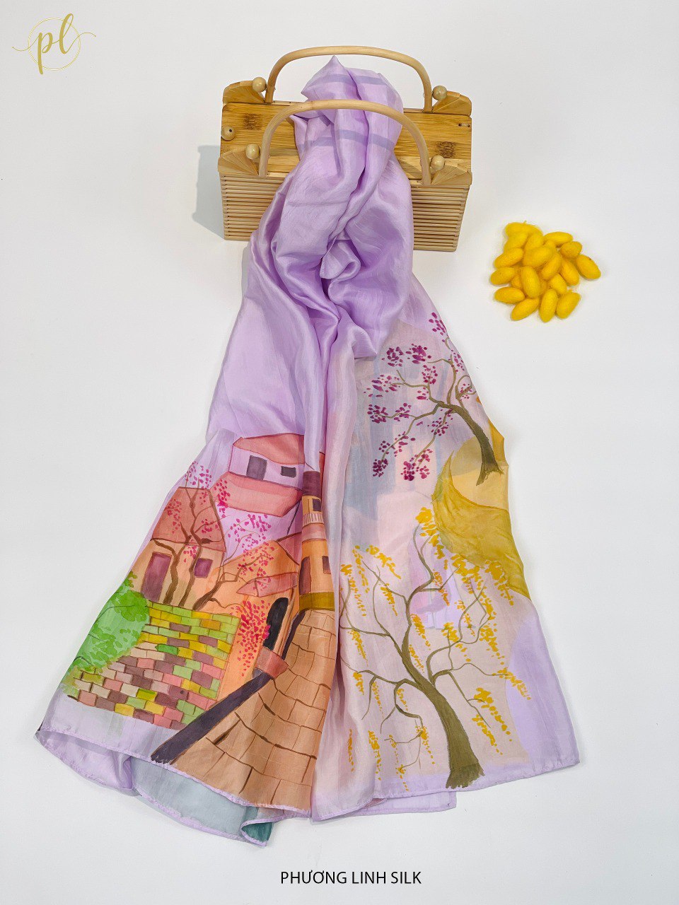 KHĂN LỤA VẼ MÀU NƯỚC NGHỆ THUẬT ĐỘC BẢN 100% TƠ TẰM PHỐ CỔ