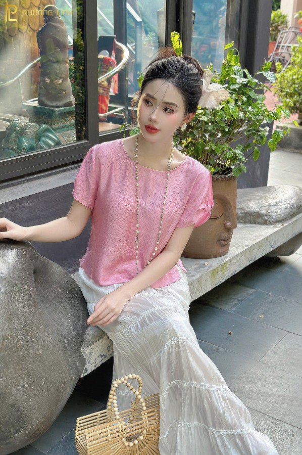 ÁO LỤA CHÂU HOA - HỒNG ĐỖ