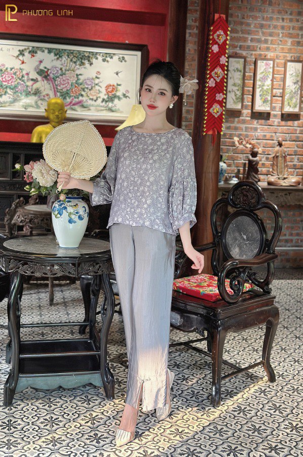 ÁO LỤA TẦM PHƯƠNG - GHI