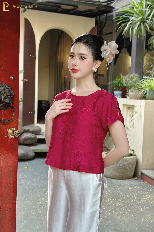 ÁO LỤA CHÂU HOA - ĐỎ
