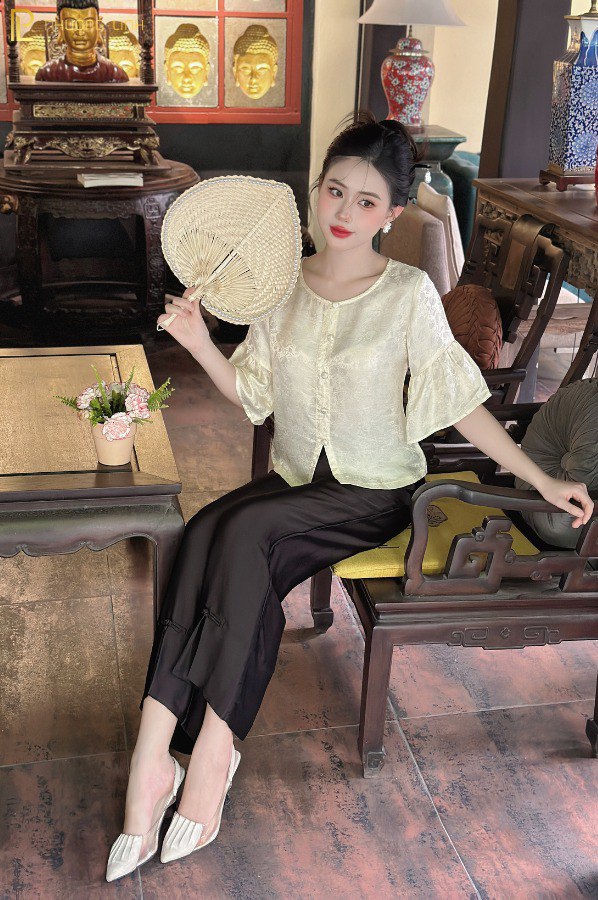 ÁO LỤA CÁT TIÊN - KEM