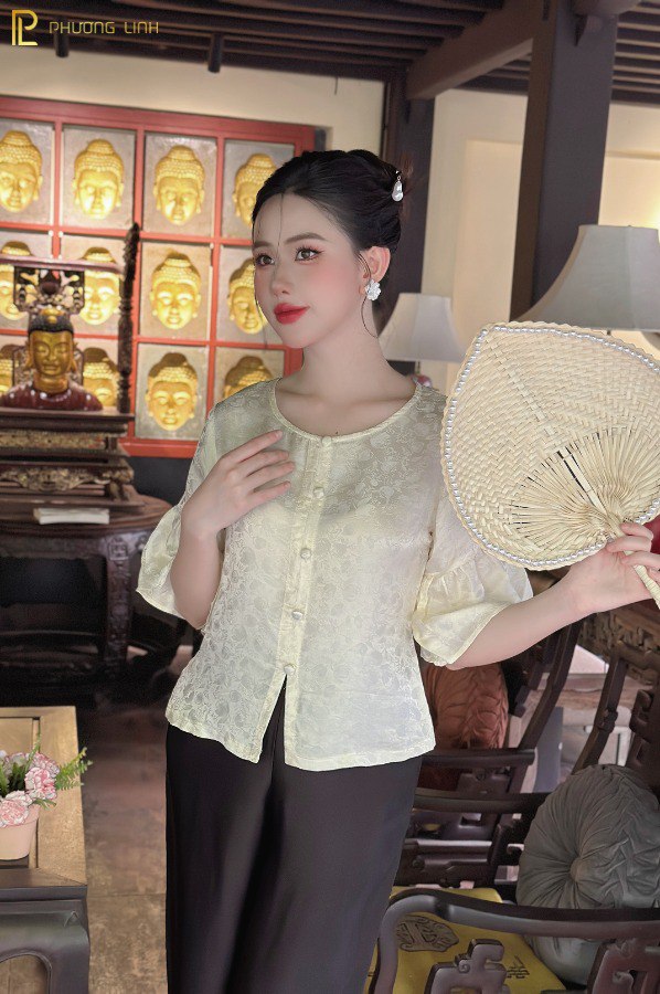 ÁO LỤA CÁT TIÊN - KEM