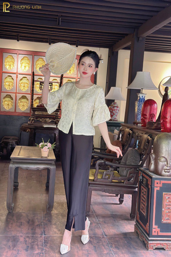 ÁO LỤA CÁT TIÊN - KEM