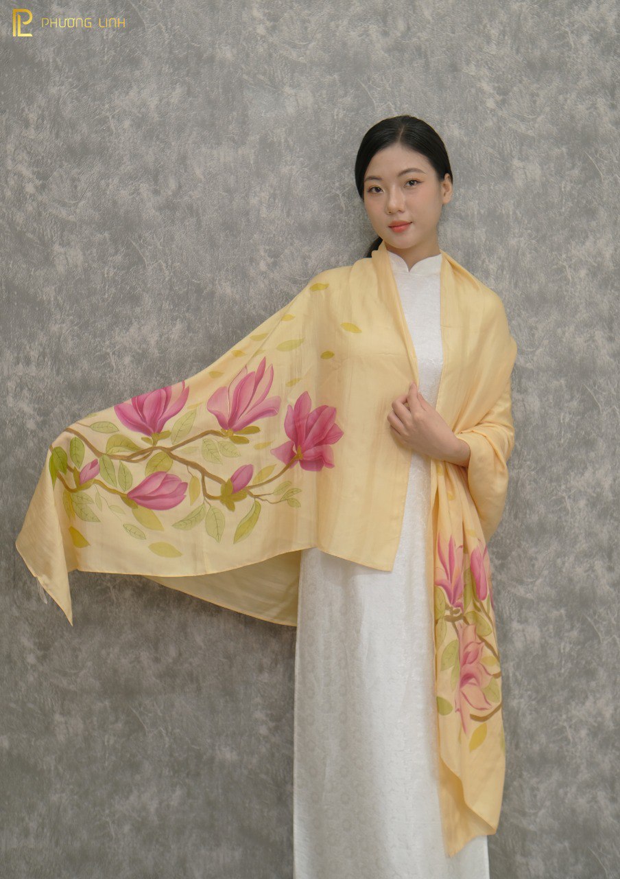 KHĂN LỤA VẼ MÀU NƯỚC NGHỆ THUẬT ĐỘC BẢN 100% TƠ TẰM HOA MỘC LAN