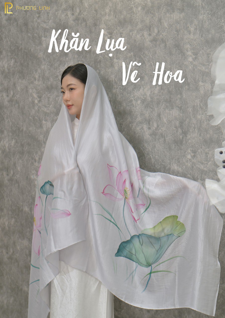 KHĂN LỤA VẼ MÀU NƯỚC NGHỆ THUẬT ĐỘC BẢN 100% TƠ TẰM HOA SEN QUỐC