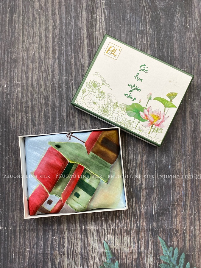 KHĂN LỤA VẼ MÀU NƯỚC 100% TƠ TẰM PHỐ CỔ