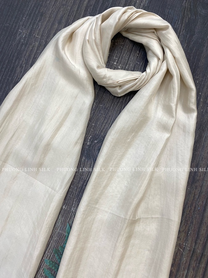 KHĂN LỤA TƠ TẰM DÀY ĐƠN SẮC