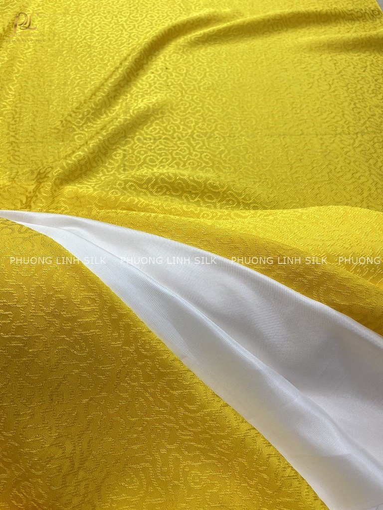 VẢI LỤA VÂN VÀNG 100% TƠ TẰM VÀ VẢI SATIN TRƠN 70% TƠ TẰM