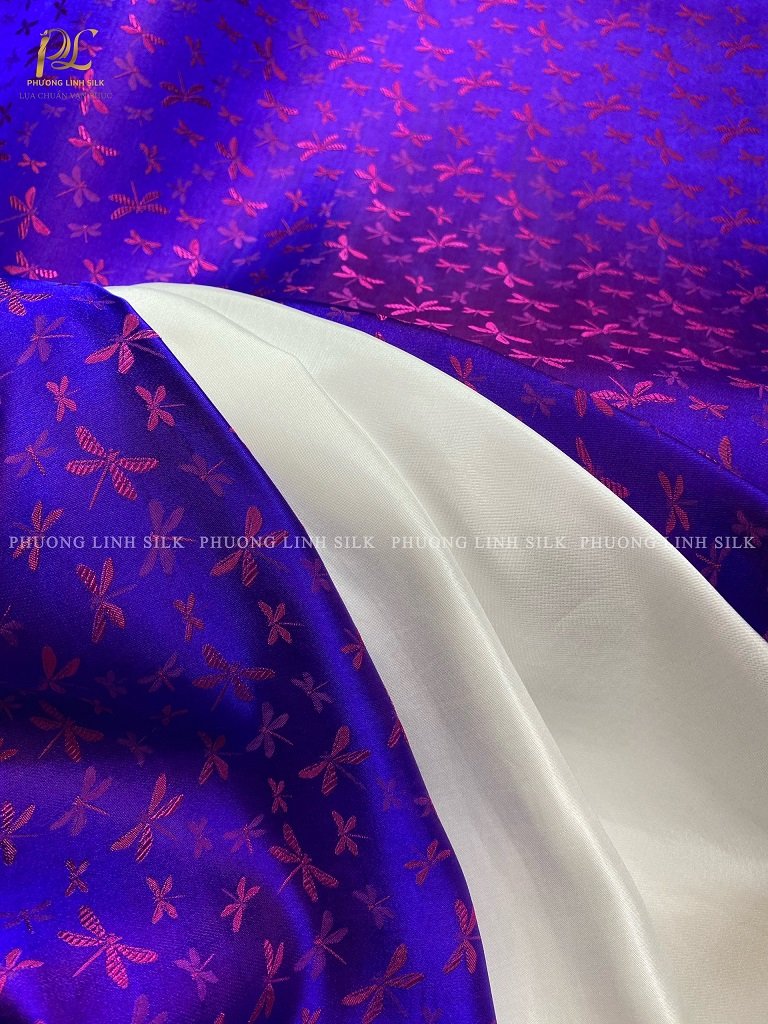 VẢI LỤA TƠ TẰM SATIN CHUỒN CHUỒN MÀU TÍM HỒNG VÀ VẢI SATIN TRƠN 70% TƠ TẰM