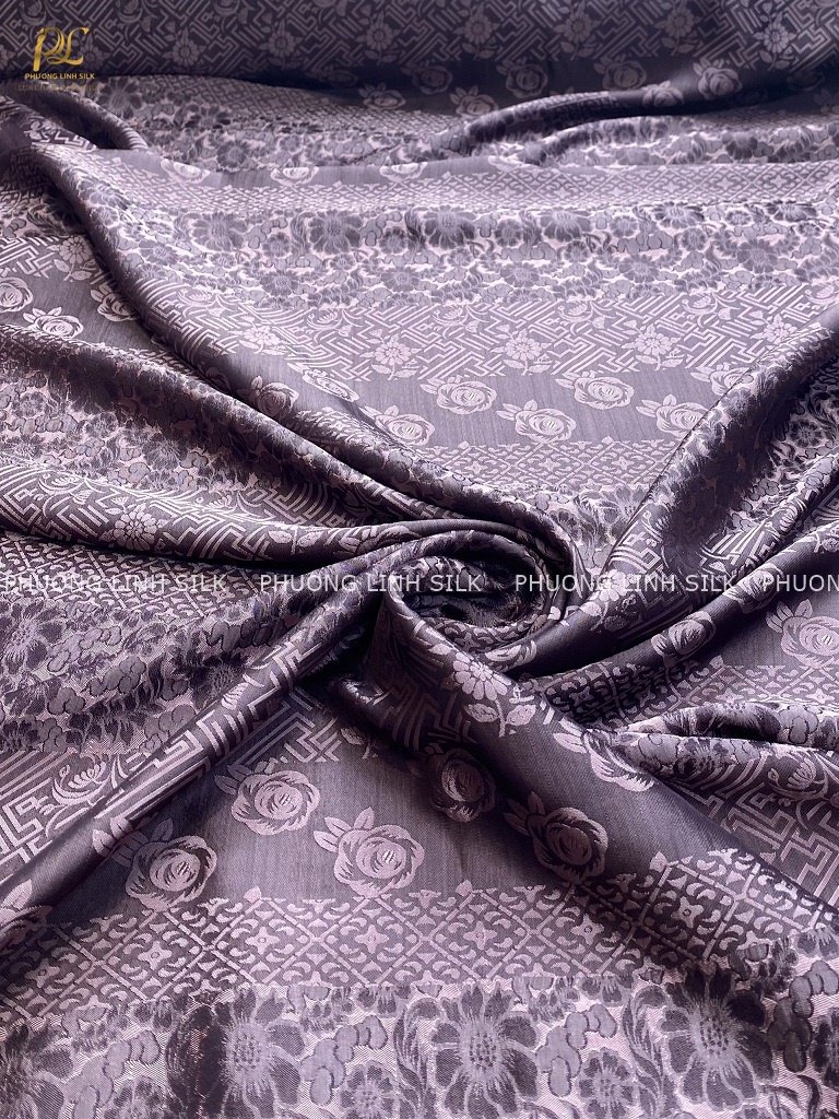 VẢI LỤA SATIN TƠ TẰM THỔ CẨM MÀU NÂU