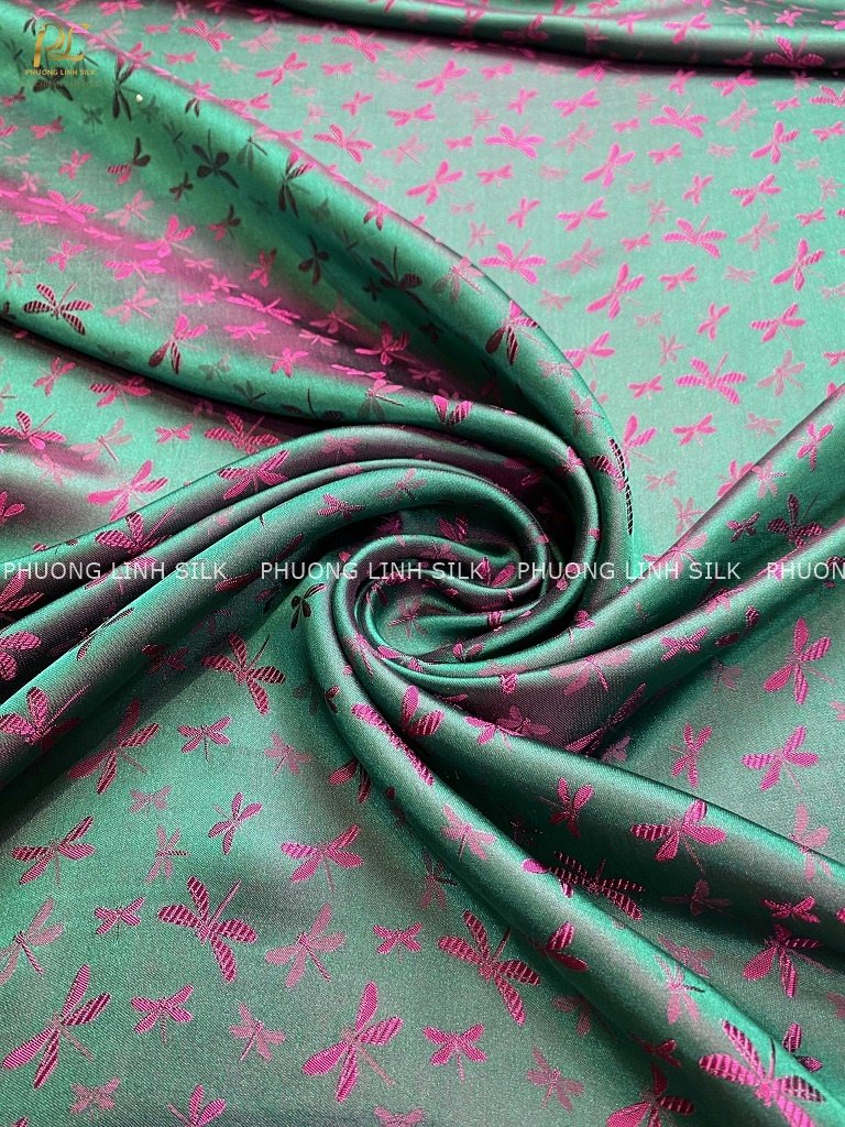 VẢI LỤA TƠ TẰM SATIN CHUỒN CHUỒN MÀU XANH SEN