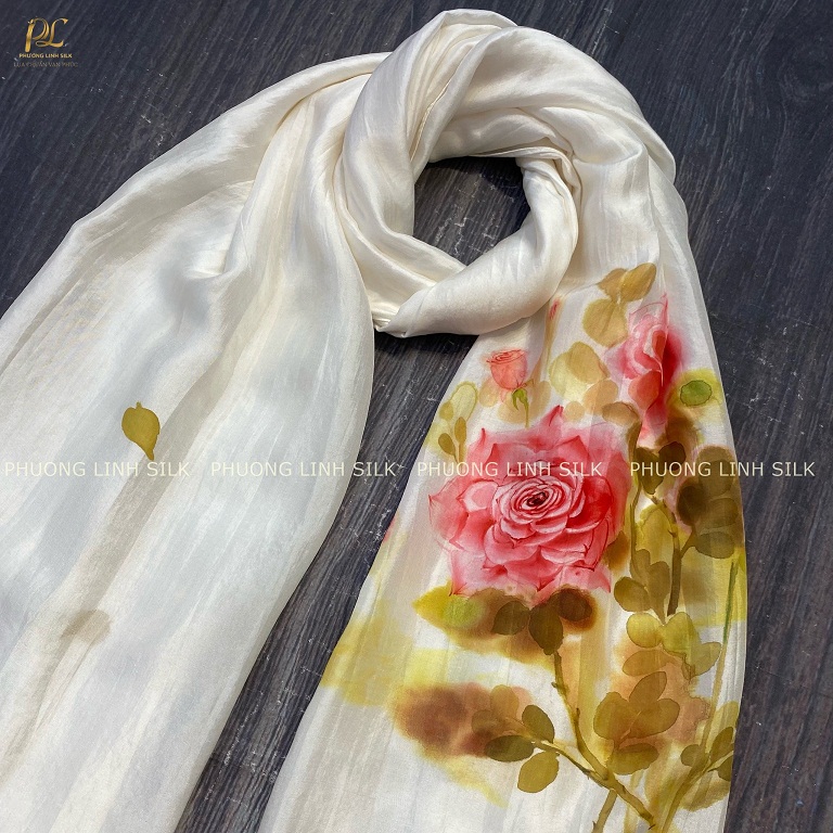 KHĂN LỤA VẼ MÀU NƯỚC 100% TƠ TẰM HOA HỒNG ĐỎ