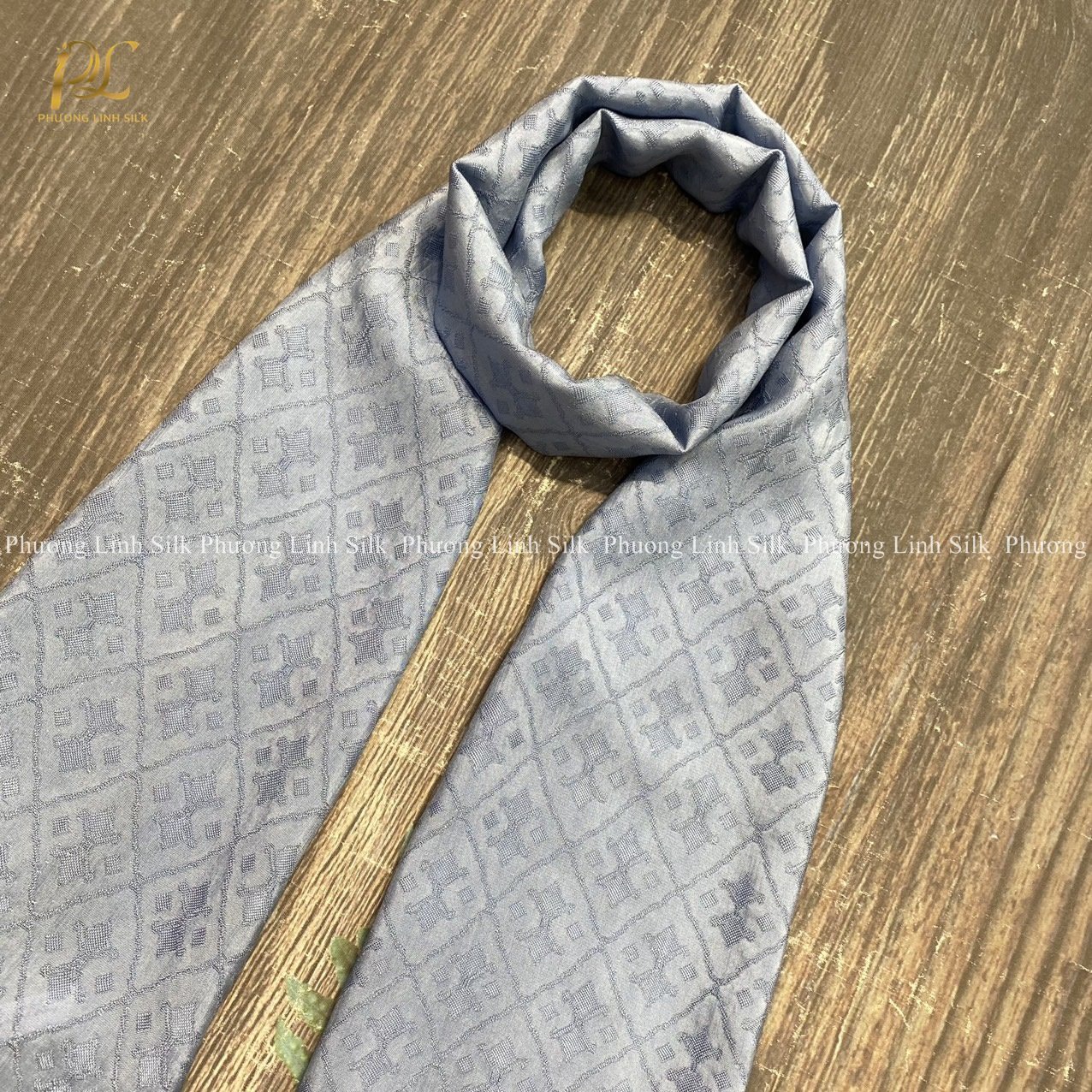 KHĂN LỤA VÂN CỔ TRUYỀN 100% TƠ TẰM