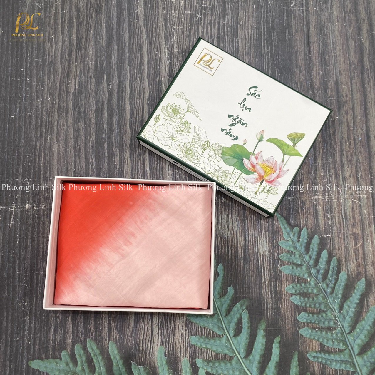 KHĂN LOANG BA MÀU NGHỆ THUẬT