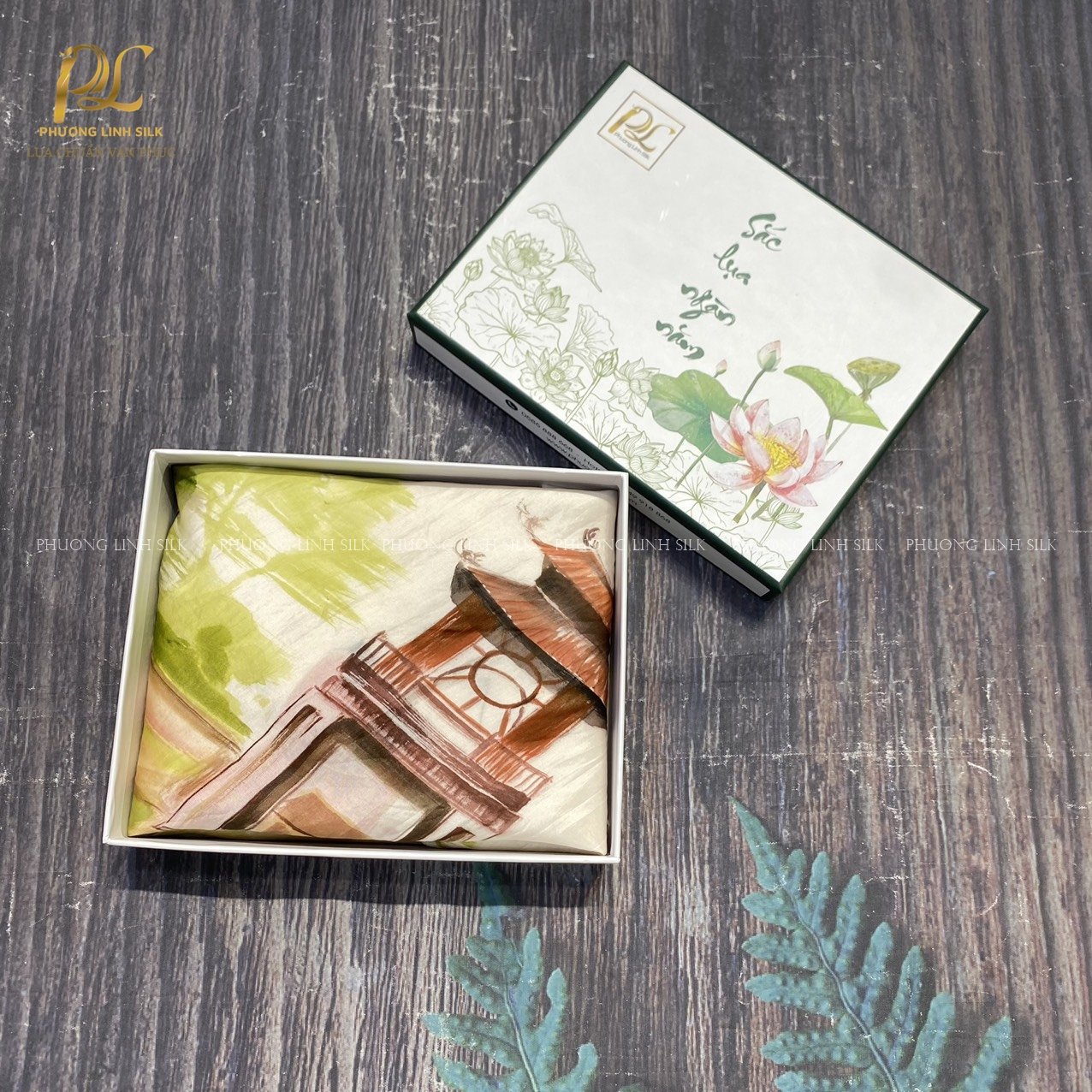 KHĂN LỤA VẼ MÀU NƯỚC NGHỆ THUẬT ĐỘC BẢN 100% TƠ TẰM KHUÊ VĂN CÁC